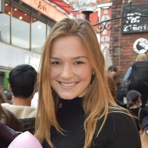 Meet your Posher, Emma